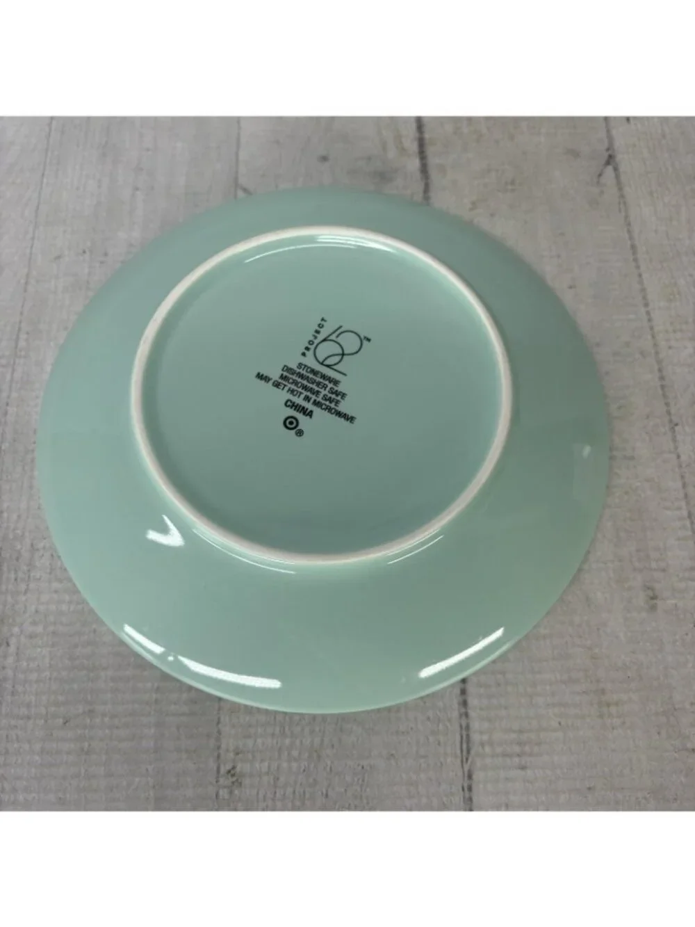 Project 62 Target AVESTA Light Green Stoneware Smooth Coupe Salad Plates Set 2